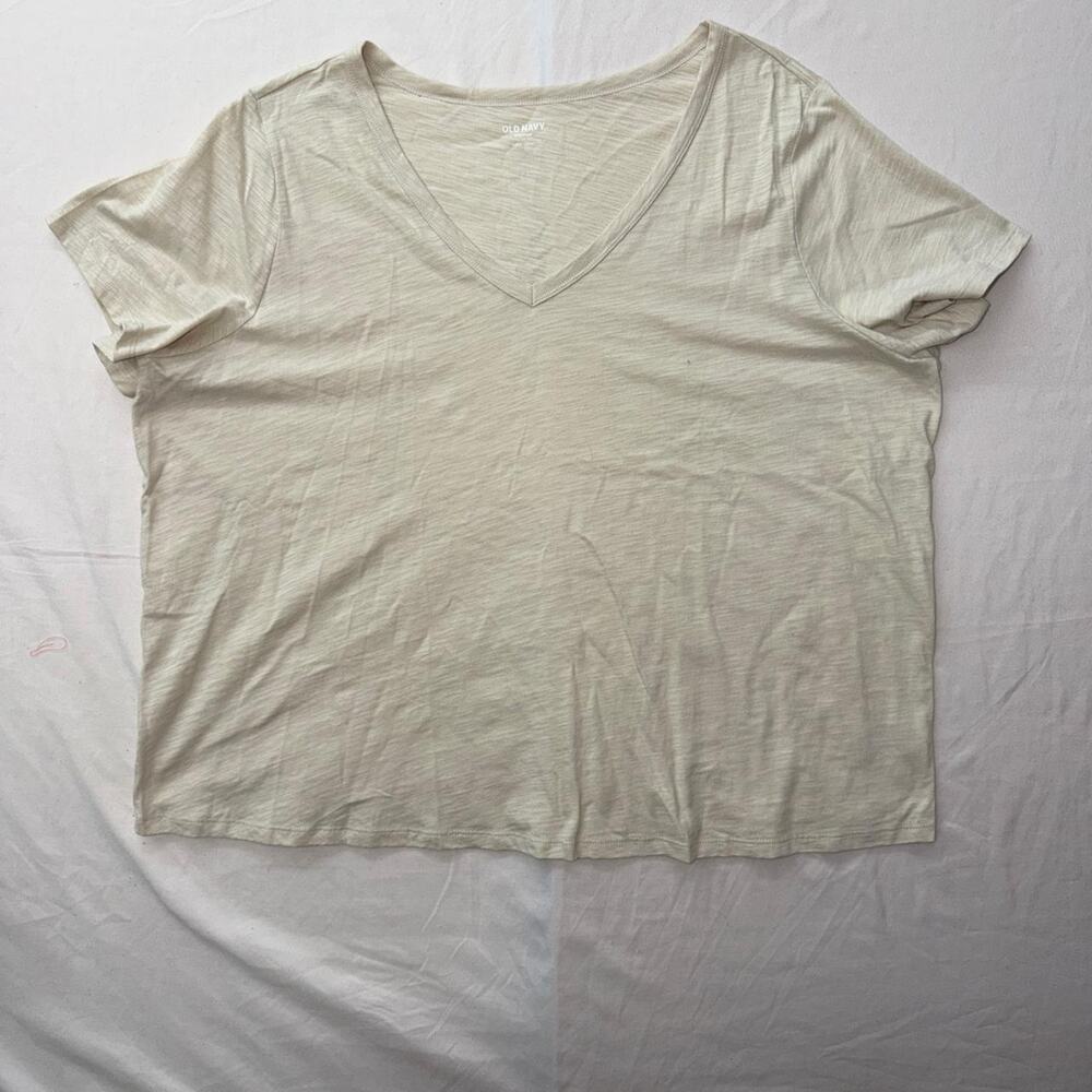 Old Navy Everywear Cream / Oatmeal V-Neck Tee